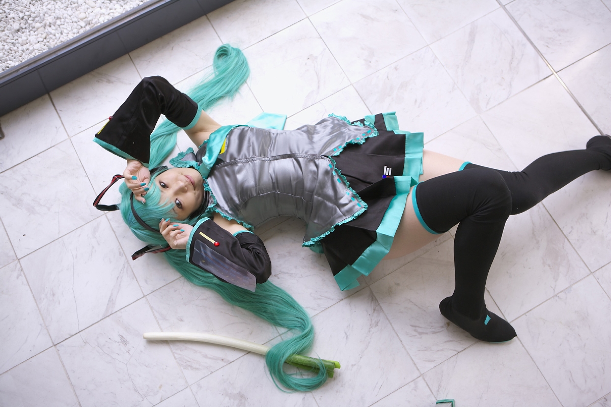 [Cosplay] Vocaloid - Sexy Hatsune Mike(14)